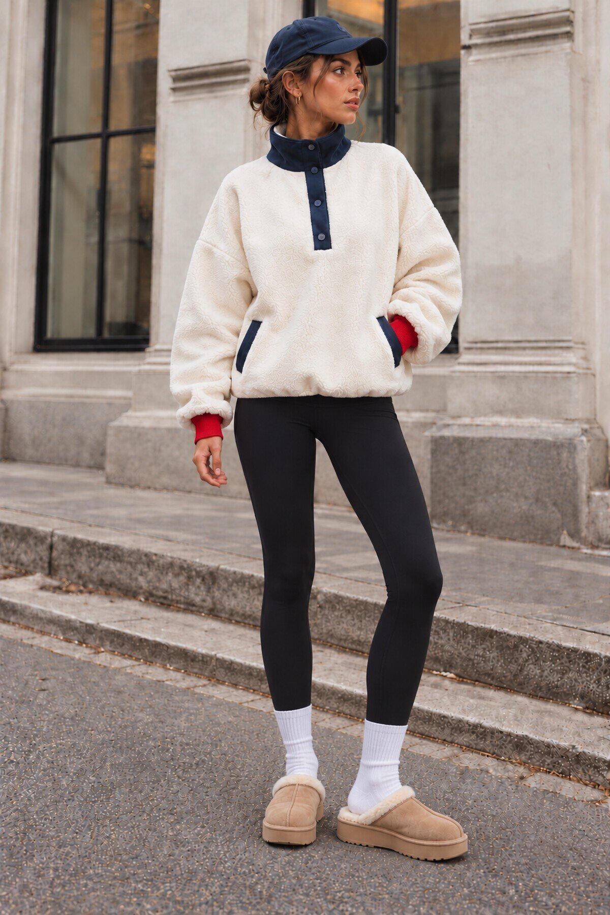 Ekru Beli Lastikli Yakası Düğmeli Oversize Tedy Peluş Sweat E26-STA4241