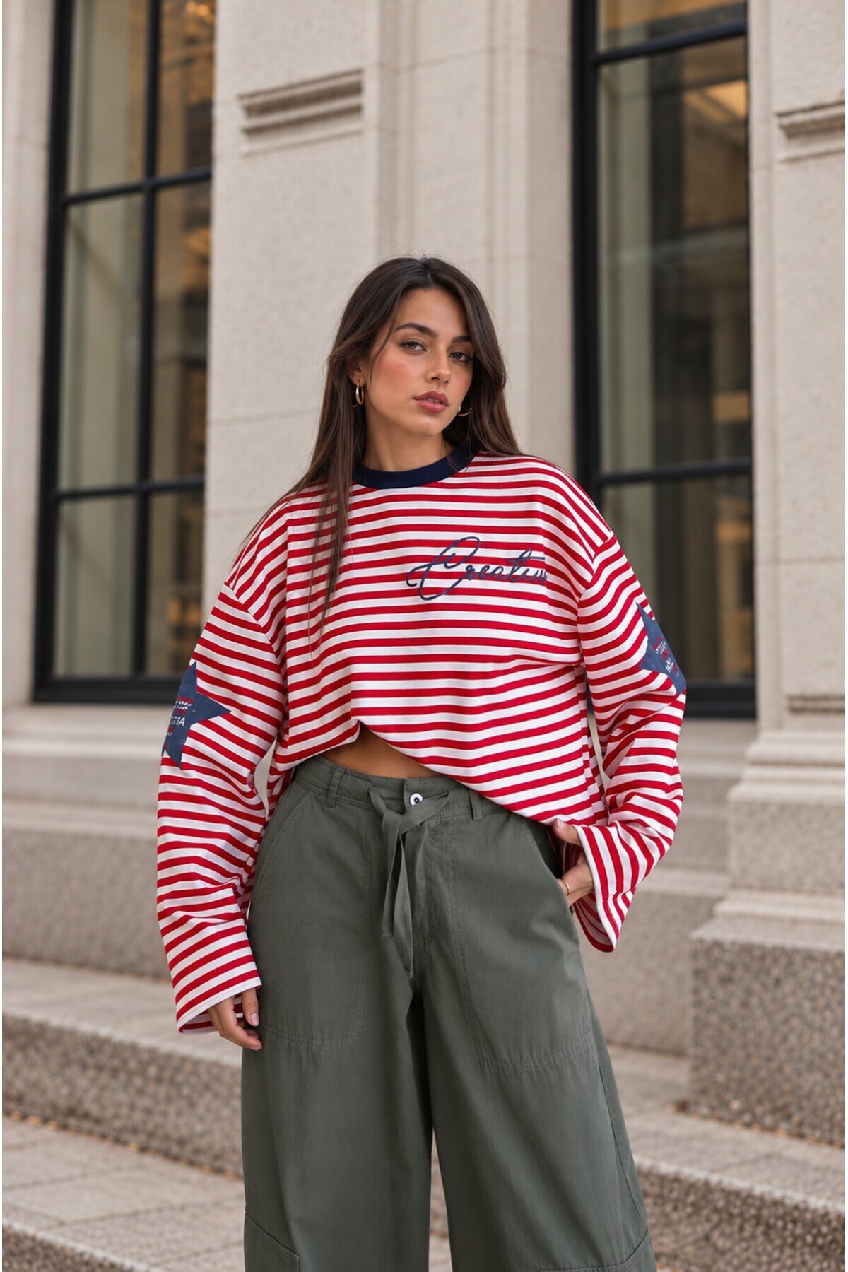 Lacivert Yaka Kırmızı Çizgili Yıldız Baskılı Oversize Modal Sweatshirt E26-STA1127