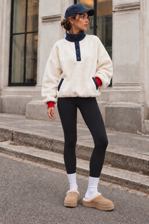 Ekru Beli Lastikli Yakası Düğmeli Oversize Tedy Peluş Sweat E26-STA4241